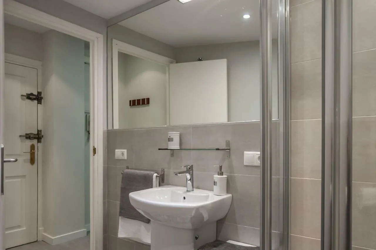 Atelier Plaza Nueva Plus Seville Apartment